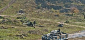 В Запорожье сразились танки, артиллерия и авиация