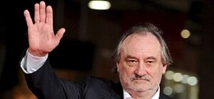 Дай пять легендарному актеру: где прикоснуться к руке Богдана Ступки