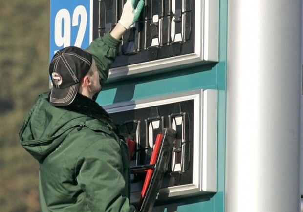 Новость - Транспорт и инфраструктура - Цены на бензин снова выросли