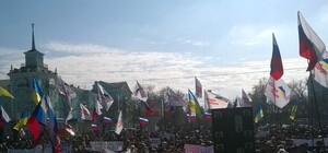 ТОП-10 видео со штурма Луганской обладминистрации