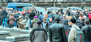 В Днепропетровском горсовете устроили драку за переименование площади Ленина