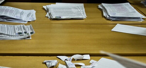 Одессит в пьяном угаре пошел голосовать и растерзал бюллетени