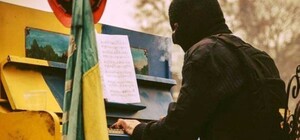 Пианист-экстремист с Майдана даст концерт в честь своего дня рождения