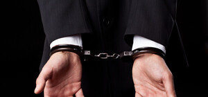 Поймался: в Одессе чиновник требовал огромную взятку