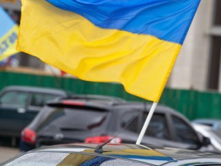 Новость - Люди города - Фотофакт: Столичные автомайдановцы поймали Сина в Киеве и обвинили во лжи