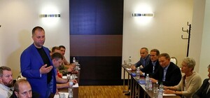 Переговоры в Донецке продлили перемирие еще на трое суток