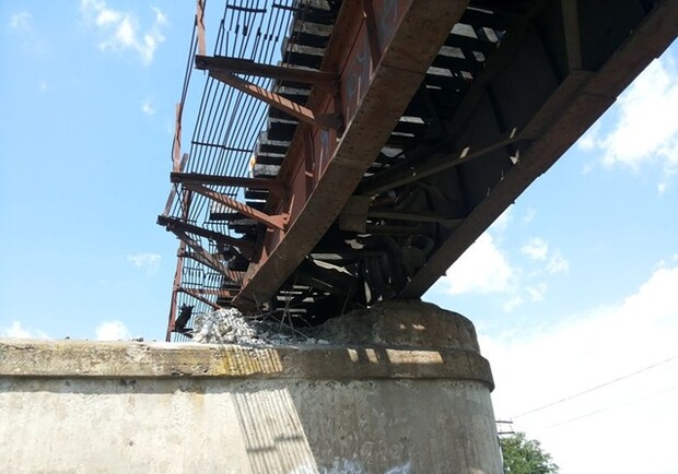 Новость - События - Взорванный мост: Ореховский мост уже начали разбирать