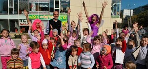 Фоторепортаж: Дети Запорожья хотят мира