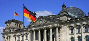 В Харьков прибыл федеральный министр Германии Герд Мюллер