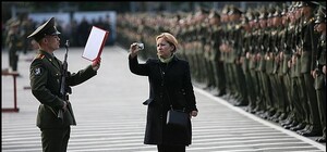 660 кадетов приняли присягу ДНР в военном лицее