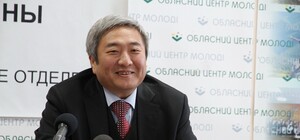 ФОТОФАКТ: Мэр Запорожья в день заседания горсовета был замечен с девушкой в киевском бутике