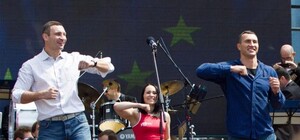 На Крещатике каждые выходные будет проходить массовая танцевальная зарядка