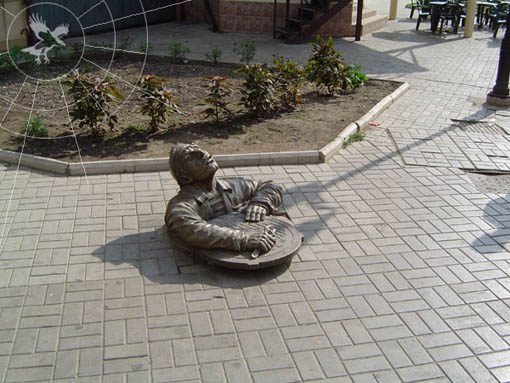 Статуи Бердянска очистят от грязи
Фото http://www.omsk300.ru