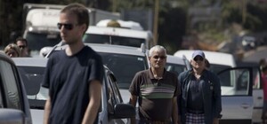 В 10:15 в понедельник все люди и автомобили остановятся