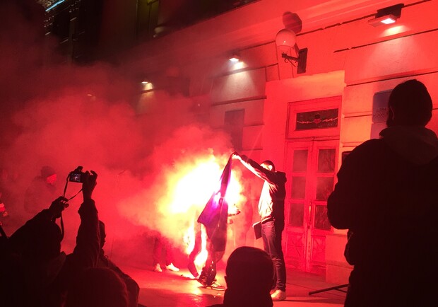 Новость - События - В центре Запорожья прошло факельное шествие