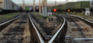 Трагедия под Днепром: 11-летний ребенок сорвался с поезда