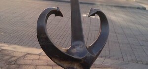 В мэрии намерены наказать иностранца, повредившего скульптуру 