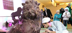 На ювілейному Святі шоколаду у Львові гостей будуть зустрічати маленькі ведмедики