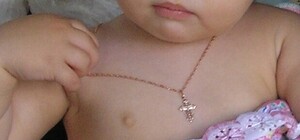 В Крыму няня в детском саду крала у детей золотые украшения