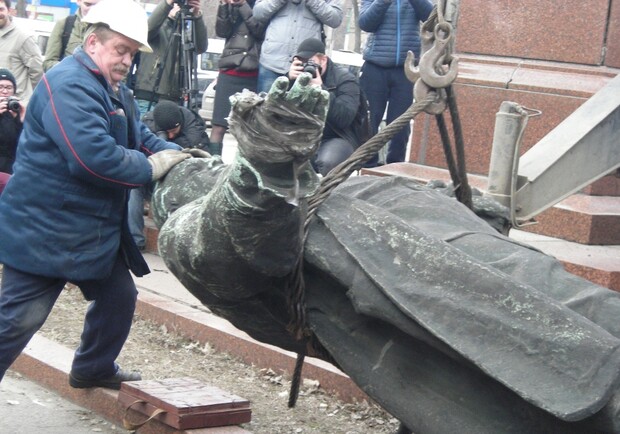Ложись - не бойся. Фото Сергея Светличного