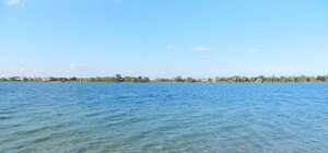 На пляжах озера Задорожнього знову виросли паркани (аерозйомка)