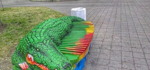 В Бердянске поселились радужный крокодил и патриотичная рыба