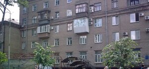 На Сталеваров возле детской музыкальной школы открыли кальян-бар