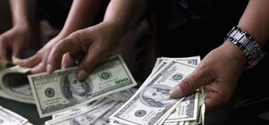 В Харькове накрыли центр, финансирующий боевиков ЛНР и ДНР