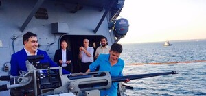 Савченко в Одессе не встретилась с мэром, но посетила военный корабль с Саакашвили и послом США