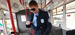 У львівський електротранспорт повертають контролерів