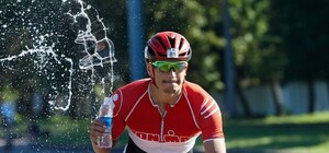 В Харькове прошли соревнования по триатлону (фоторепортаж)