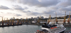 Успей посмотреть: в Одессу прибыл круизный лайнер Island Sky