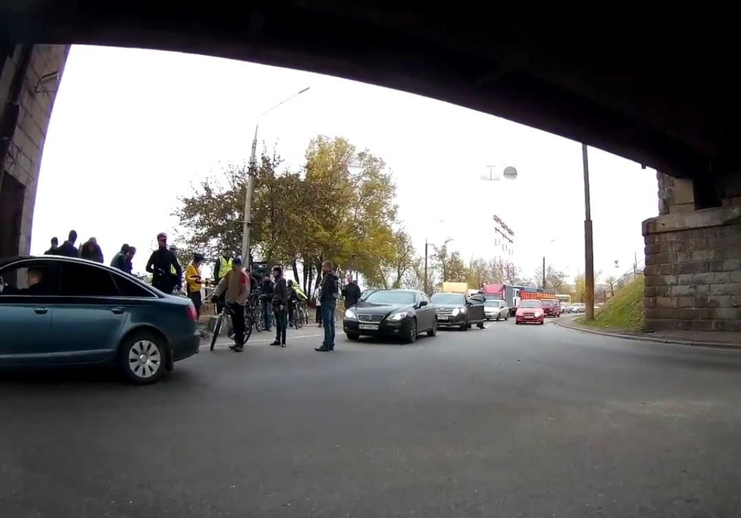 Новость - События - На Преображенского сбили велосипедиста: водитель скрылся