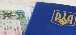 Львів'янину на замітку: хто може отримати візу до Польщі позачергово
