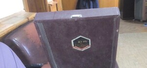 Хотел музыку послушать: в Запорожском аэропорту иностранец пытался вывезти из Украины антиквариат