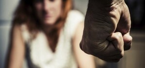 За счетчик по лицу: на Бабурке охранник Запорожгаза избил главу ОСМД