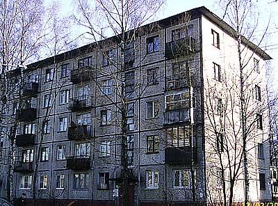 Жители хрущевок получат новые квартиры
Фото http://www.fontanka.ru