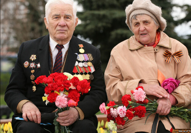 В городе поздравили ветеранов ВОВ
Фото http://www.shunk.ru