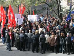 Рыночники Мелитополя устроили забастовку
Фото http://www.mv.org.ua