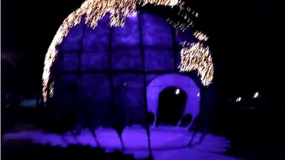 Новость - События - Смотри видео: в центре Запорожья установили огромный глобус