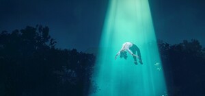 Не НЛО ли: криворожане заметили в небе подозрительный объект