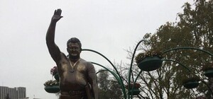 Восстановили: на памятнике Леониду Жаботинскому появилась недостающая звезда