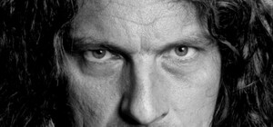 Вспоминаем о главном: 11 песен легендарного Кузьмы Скрябина