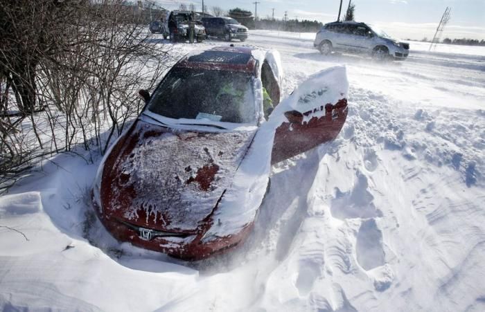 Новость - События - Сутки в Запорожской области: спасатели достали из снежного плена несколько машин