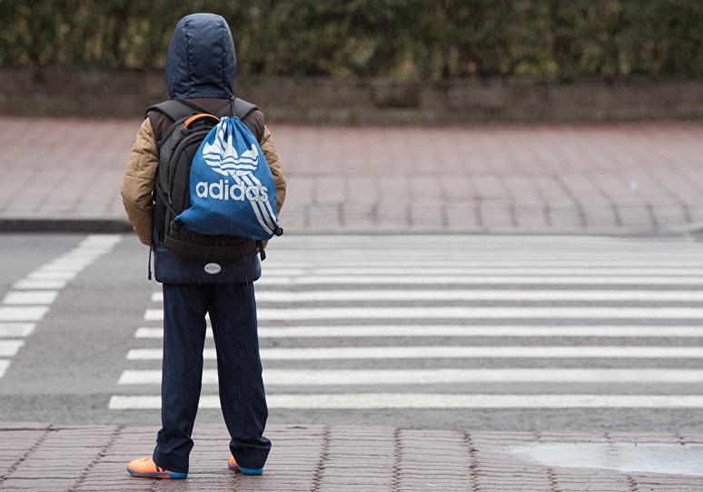 Новость - События - По дороге в школу: ребенок попал под колеса маршрутки