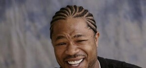 Прокачал: в Киеве заметили балкон, у которого есть еще 2 балкона