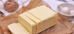 Кишечная палочка, стафилококк, растительный жир: в Харькове проверили сливочное масло