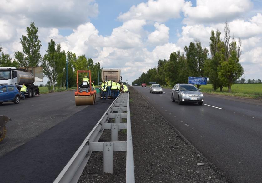 Новость - Транспорт и инфраструктура - Приятнее ехать: на трассе Запорожье - Днепр закончили ремонт дорожного покрытия