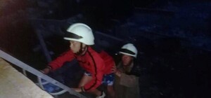 Застрял на крыше: пожарные спасли мальчика, который залез на заброшенную недостройку