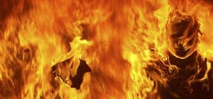 Говорил о детях и АТО: в Кривом Роге мужчина пытался сжечь себя у памятника